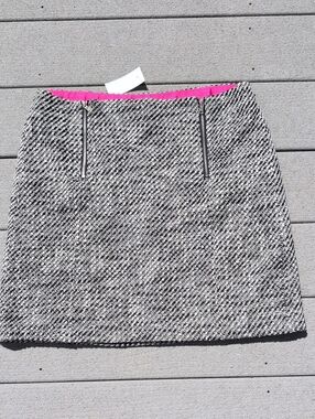 NWT LOFT Tweed Double Zipper Mini Skirt